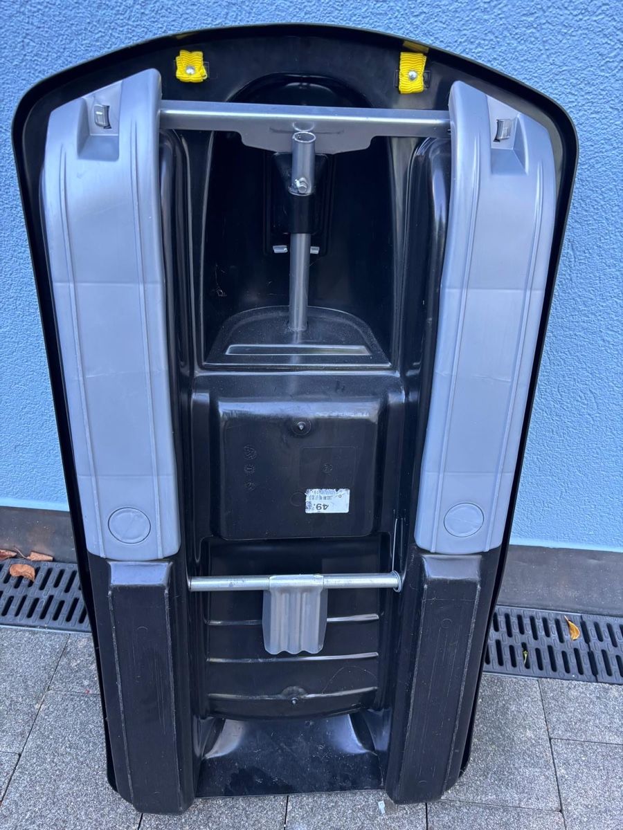 Schlitteln: Schlitten  – Gebraucht aus Zug von Biki72 1