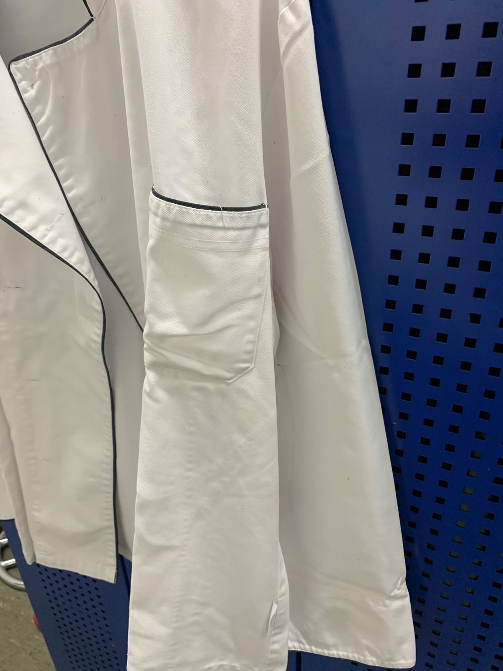 Vestes: Kochjacke weiss  Grösse 50 – D'occasion à Zürich par Olimpied 7