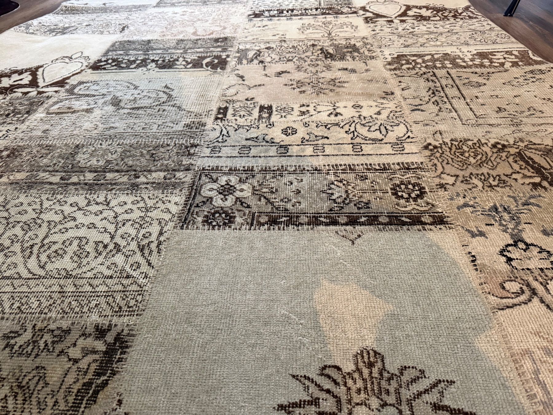 Tapis: Patchwork Teppich, hellbraun/beige, Retro-Stil, Sommer-De... – D'occasion à Rothenburg par pat_q6rf