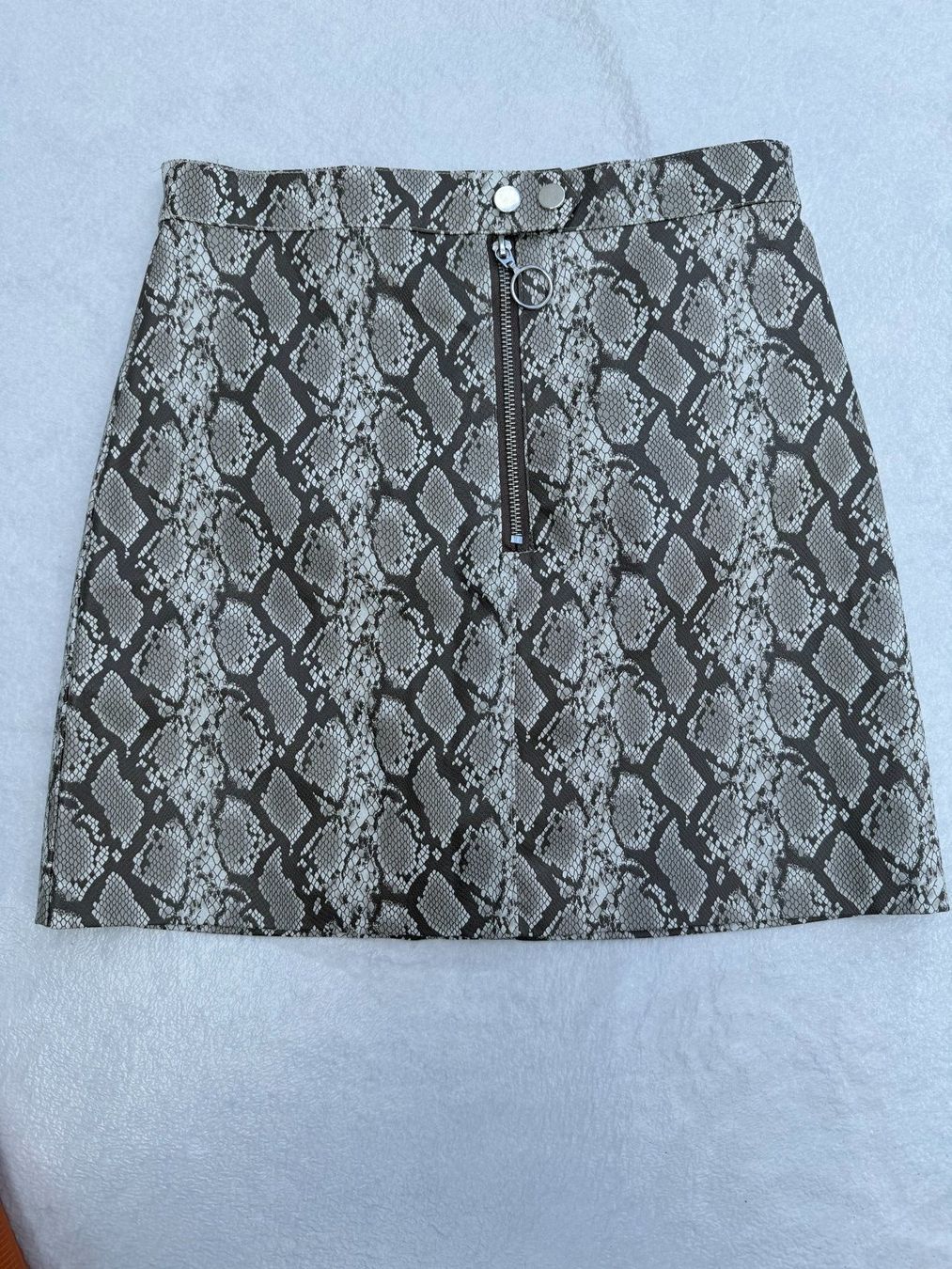 Jupes: Jupe imitation python T.38 – Neuf (Voir description) à Vandoeuvres par Zoccoli11 1