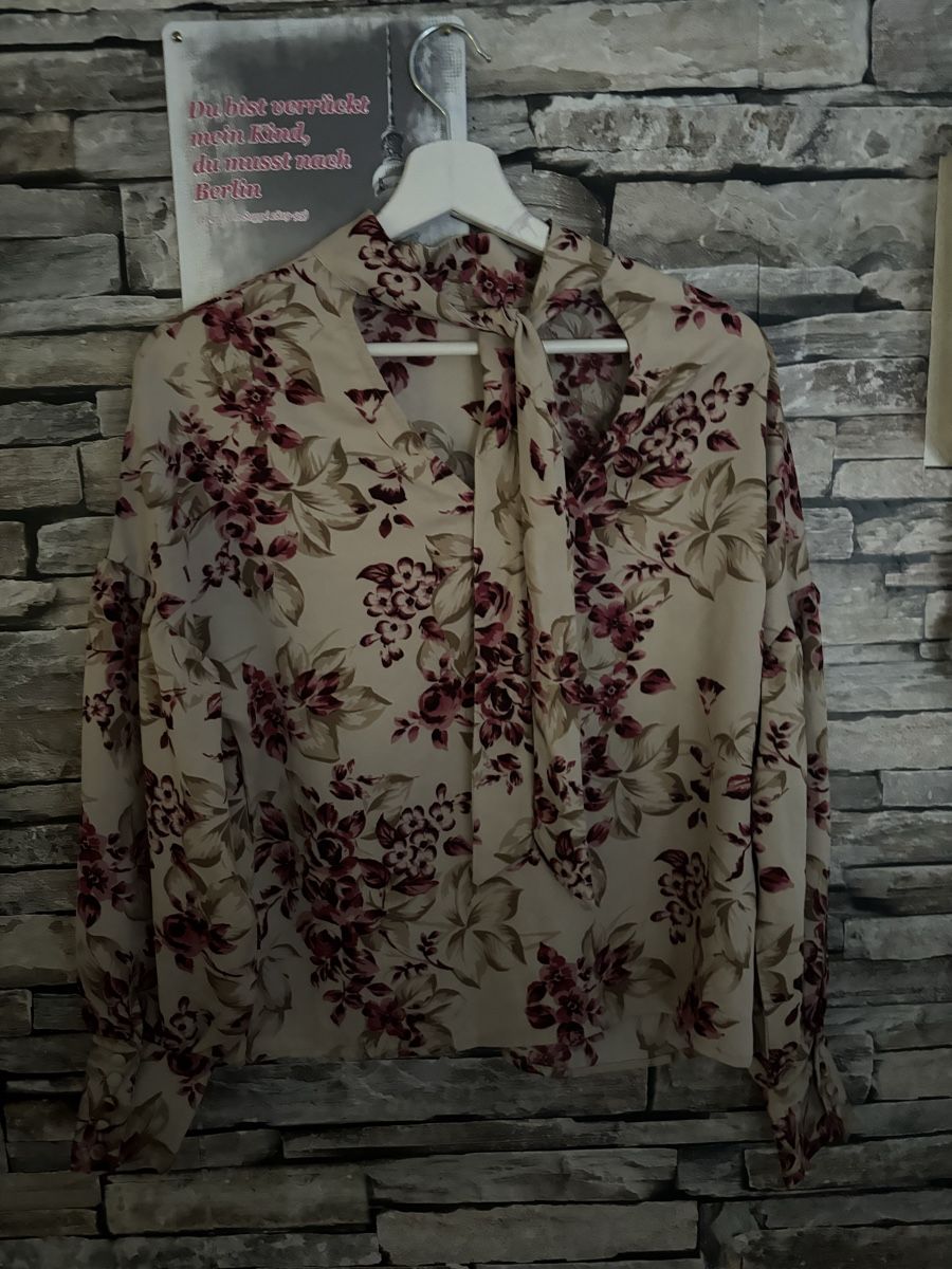 Camicette: Bluse Blumen beige Gr. M – Usato da Wettingen venduto da Hasta80 1