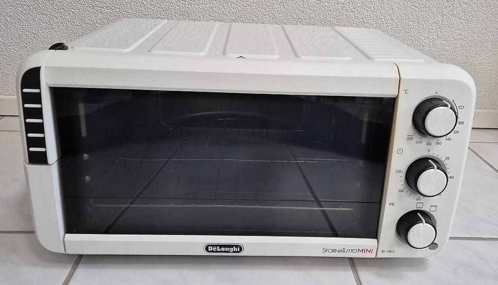 Backöfen: Minibackofen – Gebraucht aus Hombrechtikon von shiny01 2