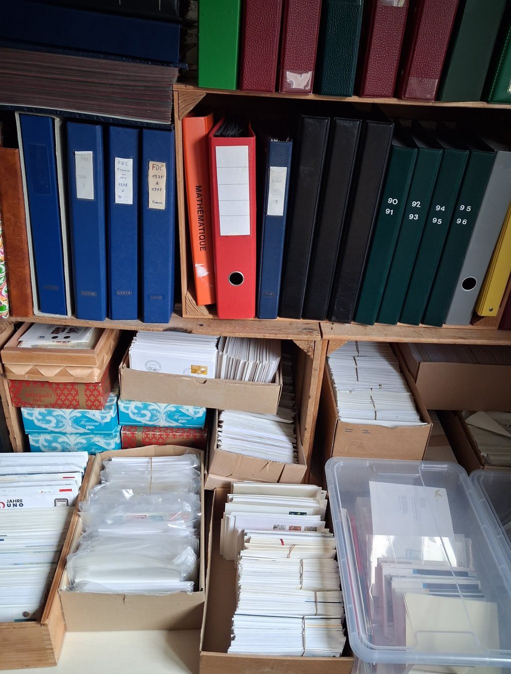 Tutti i francobolli: R6509  / Collection de lettres et de FDC 7 cartons à bananes – Usato da Ste-Croix venduto da MONT-TAGNAC 4