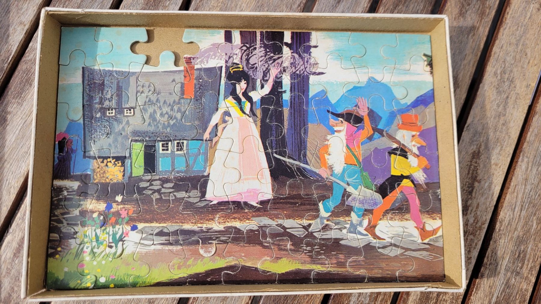 Puzzles: Antikes Puzzle Schneewittchen – Gebraucht aus Münsingen von Pandanus 1