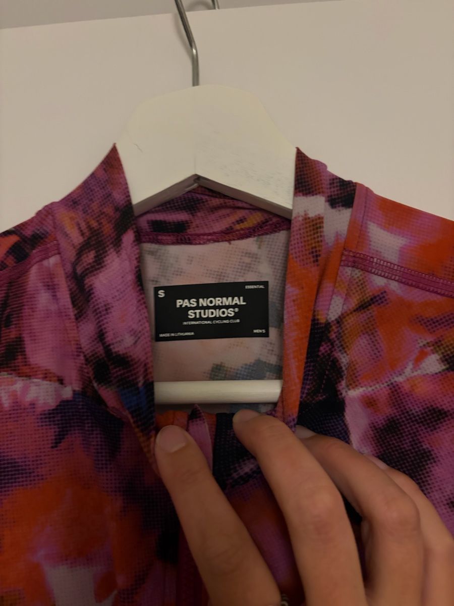 Pas Normal Studios Leibchen & Hosen: Pns Essential Jersey  – Gebraucht aus Zürich von yidan.fischer 2