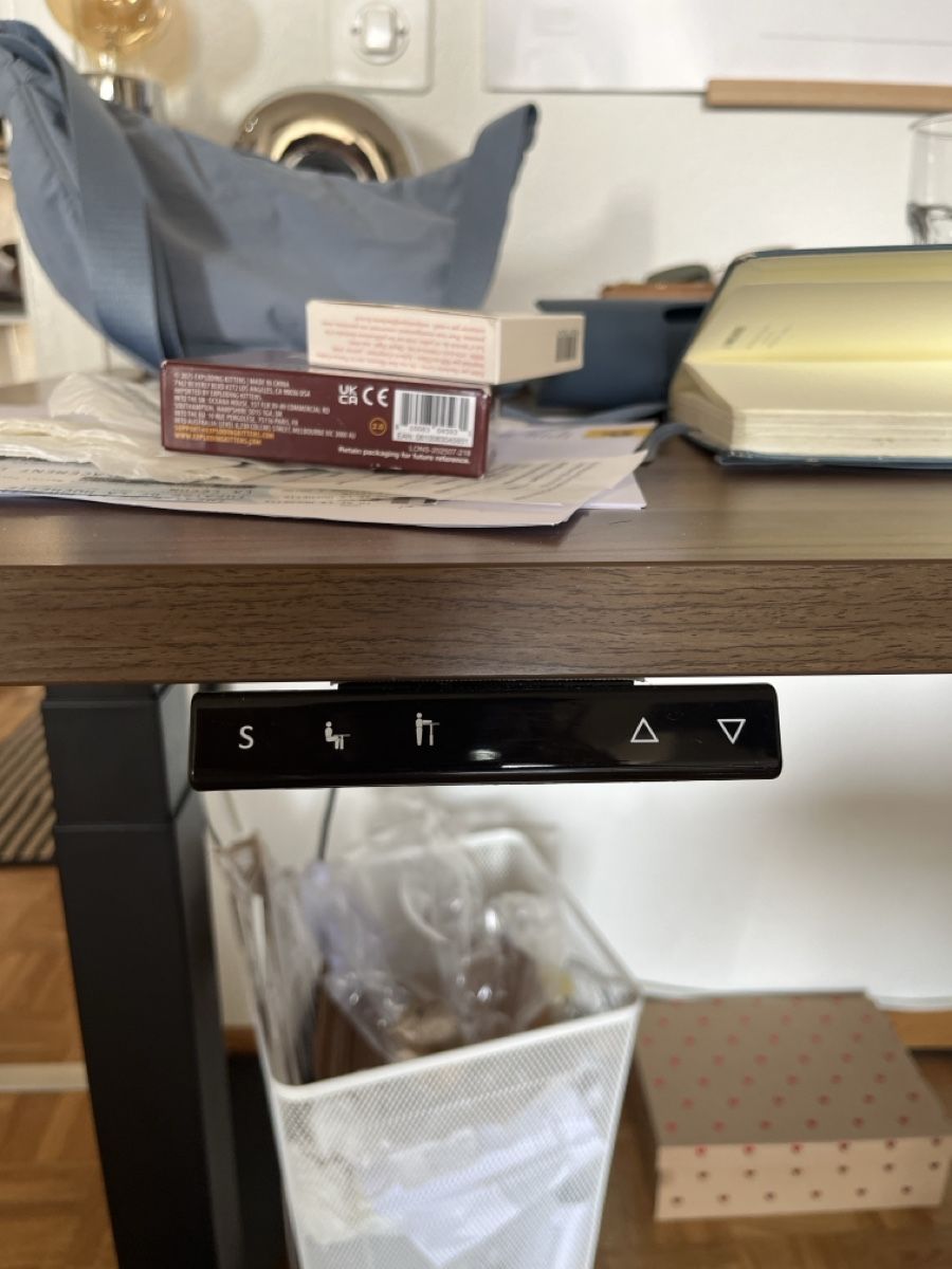 Scrivanie: Bureau à niveau adaptatif  – Usato da Genève venduto da ems_z8g9 1