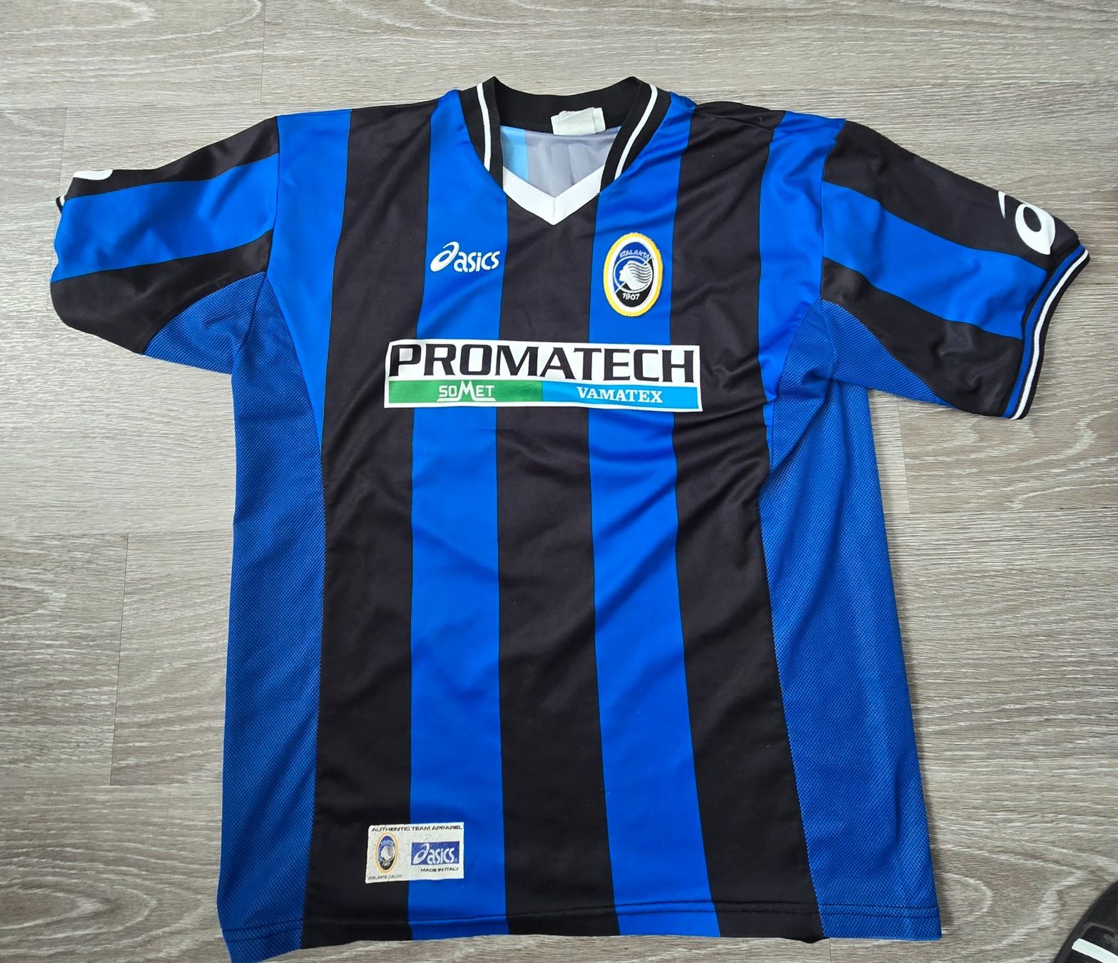 Canottiere & Pantaloni: Atalanta Bergamo | Breviaro | 2002/03 – Usato da Zollbrück venduto da MiKron 1