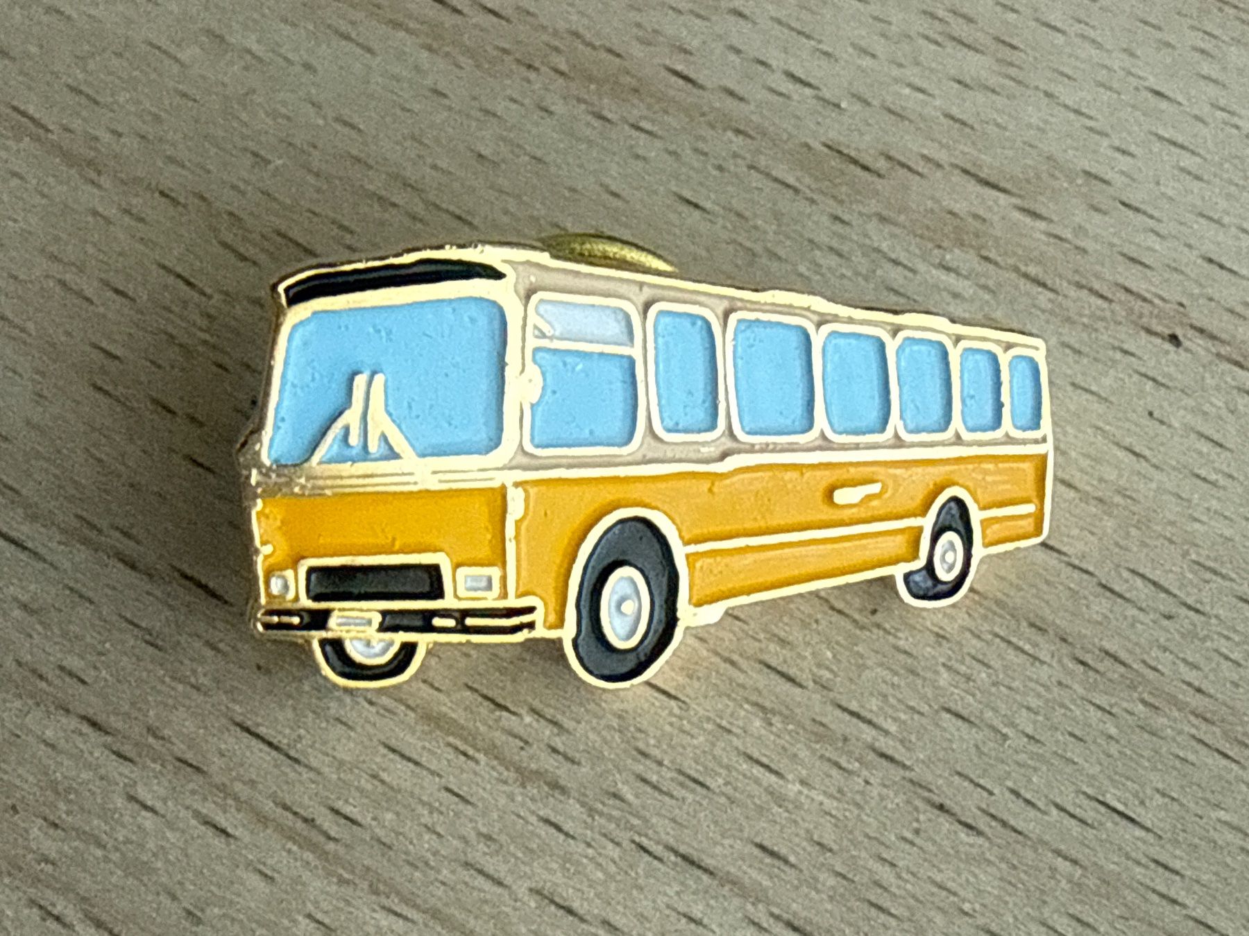 Plaquettes & Badges: Pin PTT Postauto – D'occasion à Glattbrugg par Schweigmatt