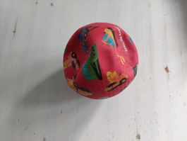 Ball Rot Fahrzeuge