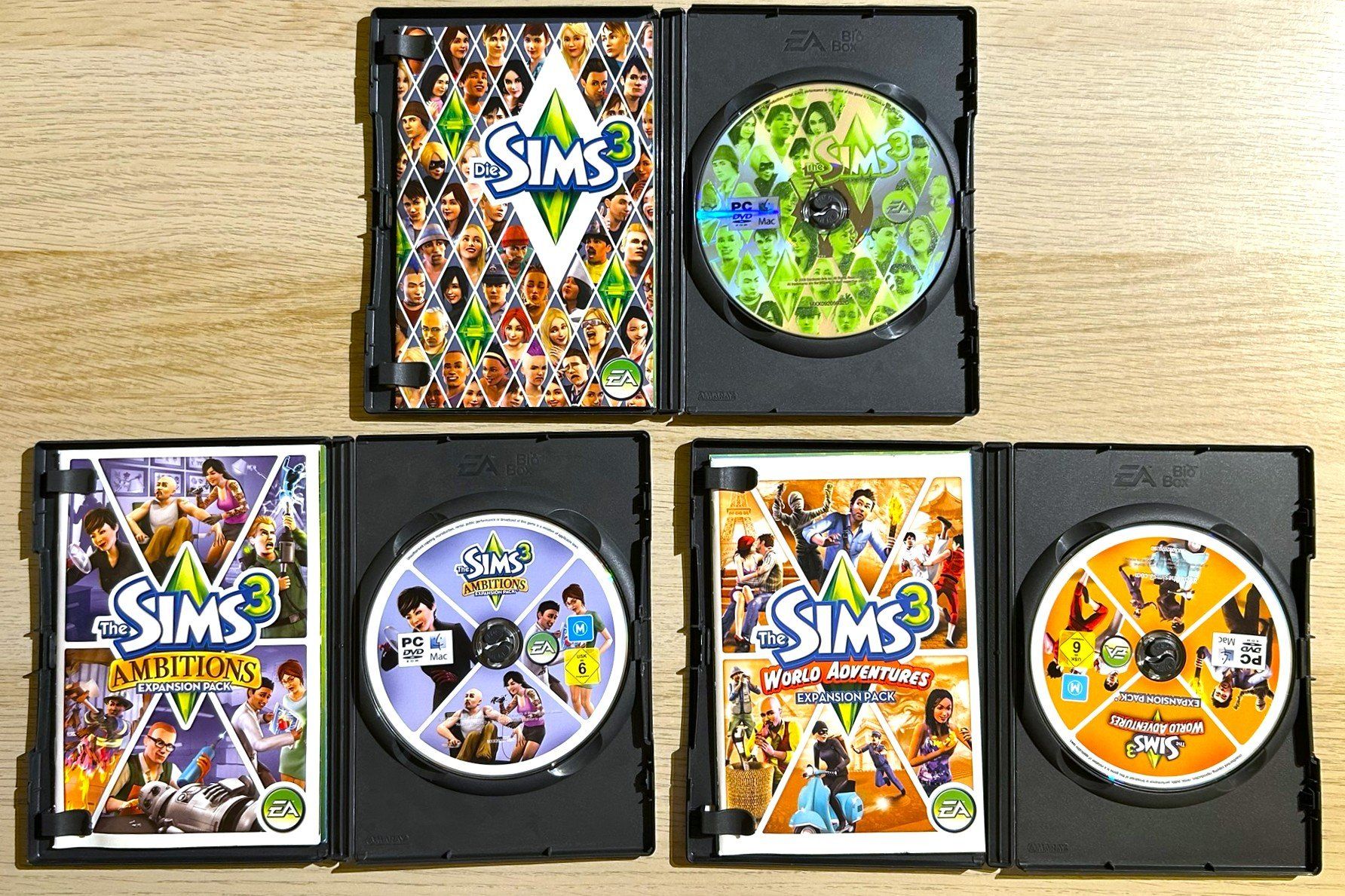 Microsoft Spiele: Die Sims 3 PC + Expansion Pack Ambitions + World Adventures – Gebraucht aus St. Gallen von Alpine.Arcade 2