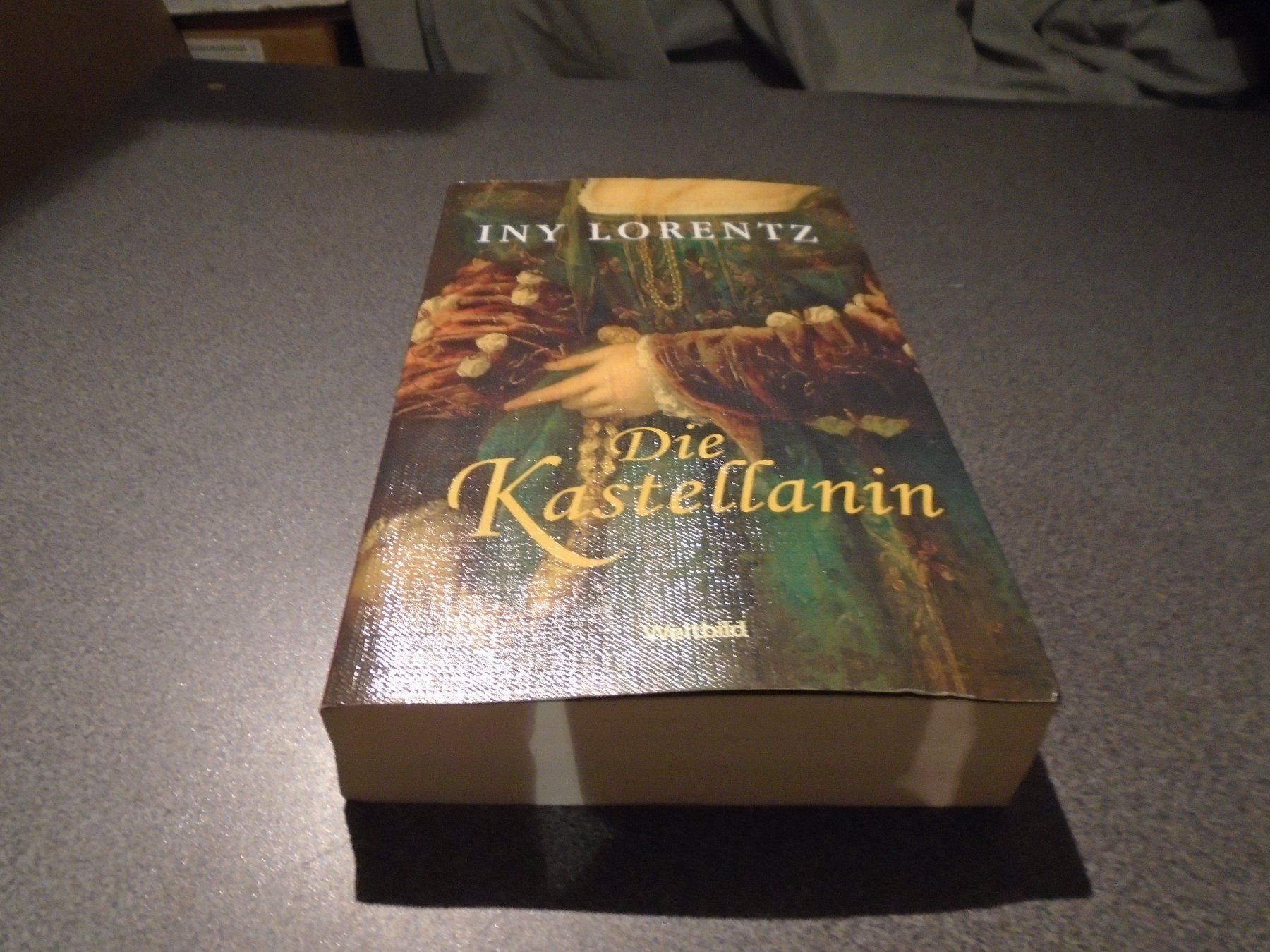 Bücher: Die Kastellanin, Iny Lorentz – Gebraucht aus Zürich von abraxas1291