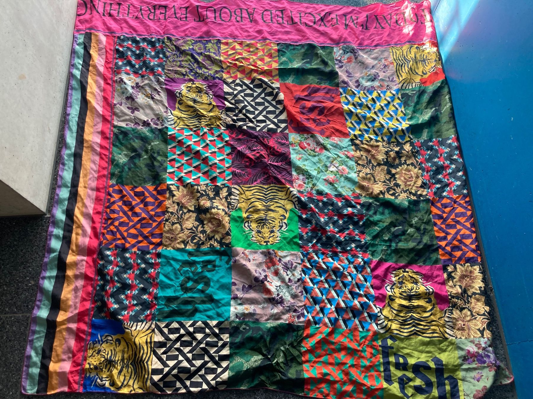 Foulard & Sciarpe: sehr grosses Foulard, Patchwork Style, Seide – Usato da Zürich venduto da Idbiw 2