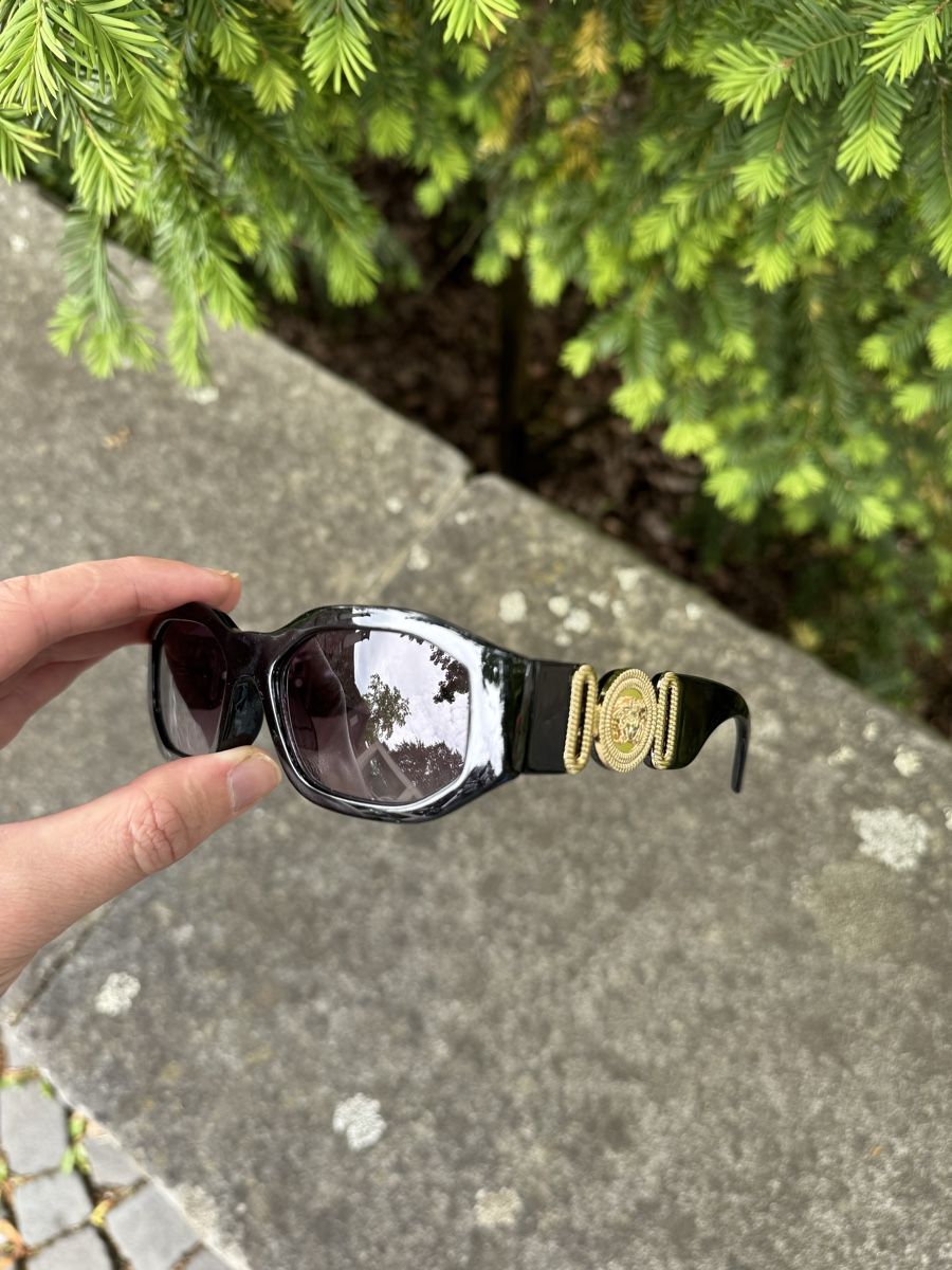 Versace Occhiali & Lenti: Versace Medusa Sunglasses Black Luxury – Usato da Effretikon venduto da rus_2l2p 6