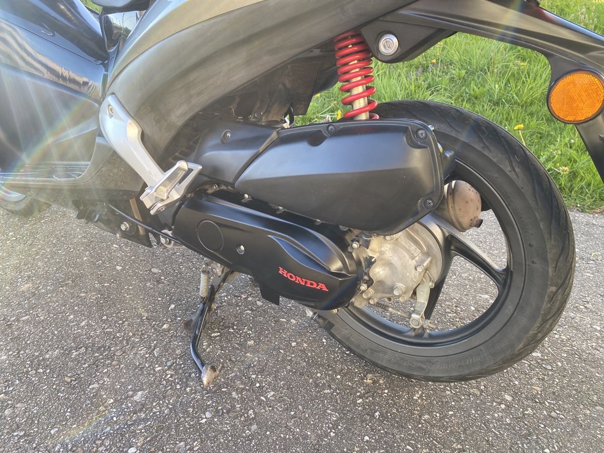 Honda Scooter: Motorroller – Usato da Leimiswil venduto da Fendt_8787 4