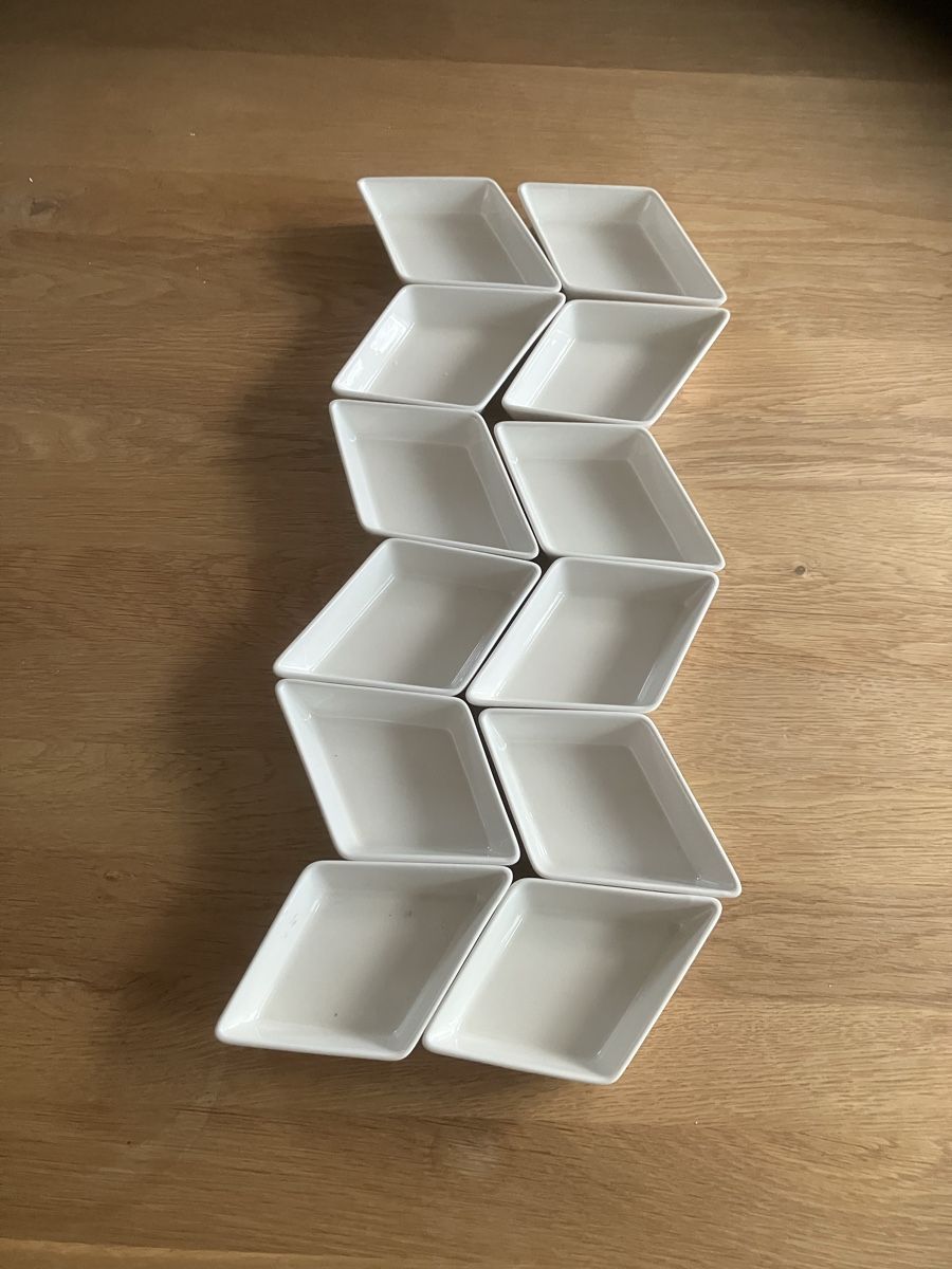 Schalen: Schälchen weiss 12 Stück  – Gebraucht aus Bettwiesen von Zustand57 3