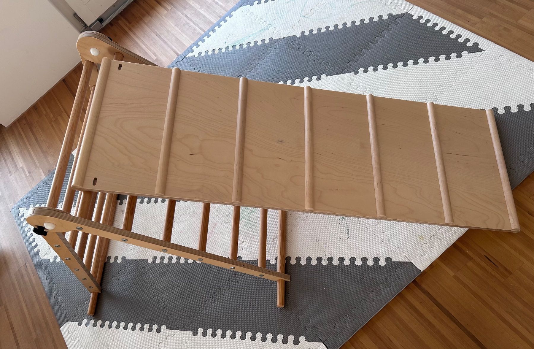 Giocattoli: Triangle de Pikler Triclimb et toboggan – Usato da Biel/Bienne venduto da MFFroidevaux 2