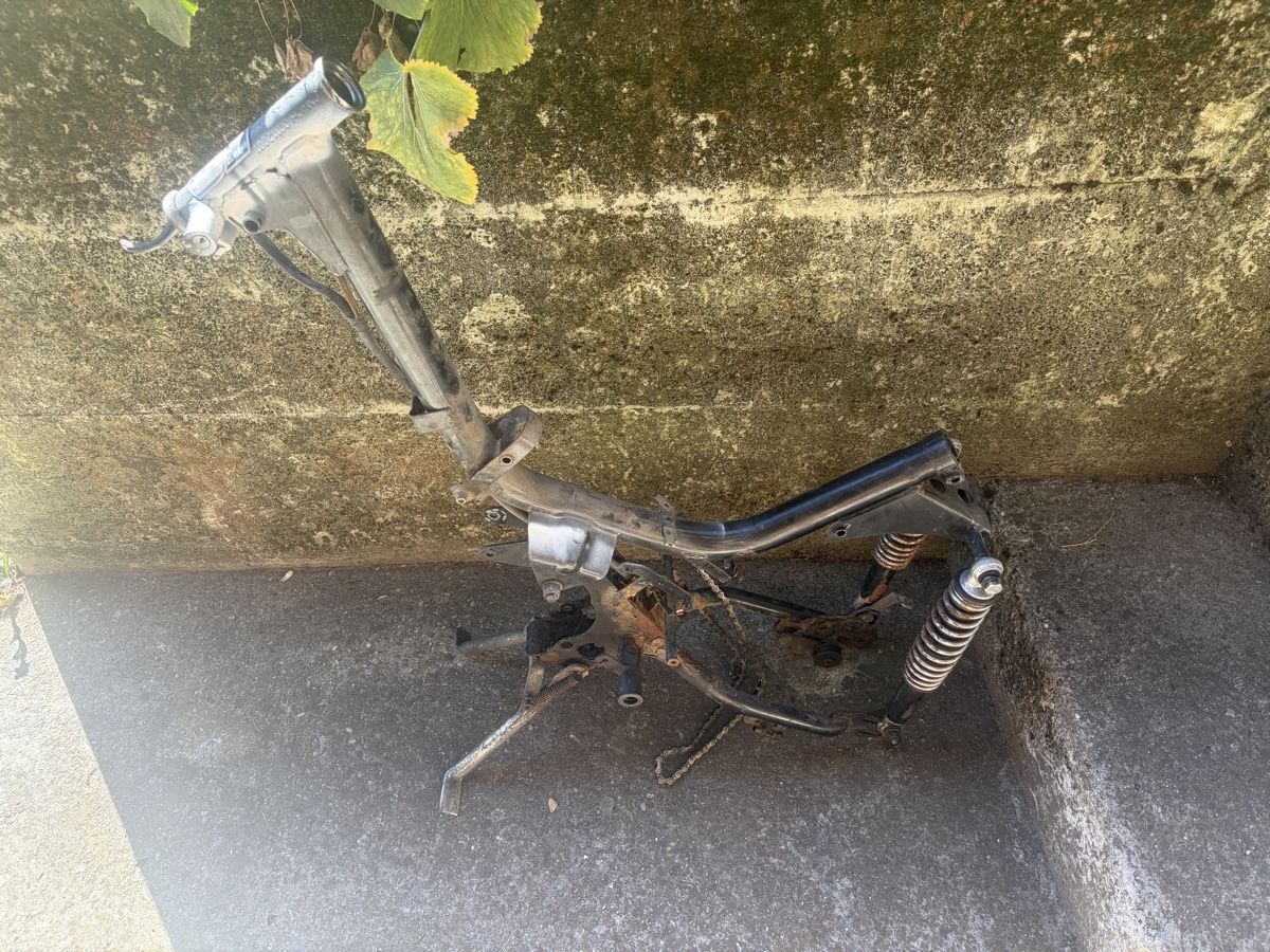 Pony Parti ricambio per ciclomotori: Mofa Pony 503 KTM Rahmen – Usato da Latterbach venduto da Bbutz98 3