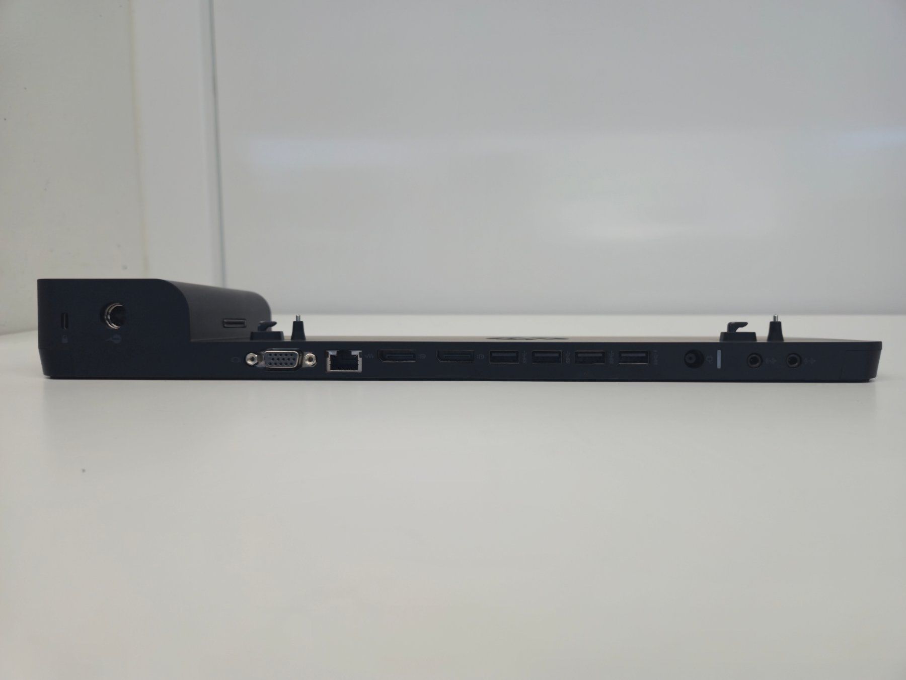 Hewlett Packard Docking station: HP UltraSlim Docking Station – Usato da Interlaken venduto da StarOutlet 1
