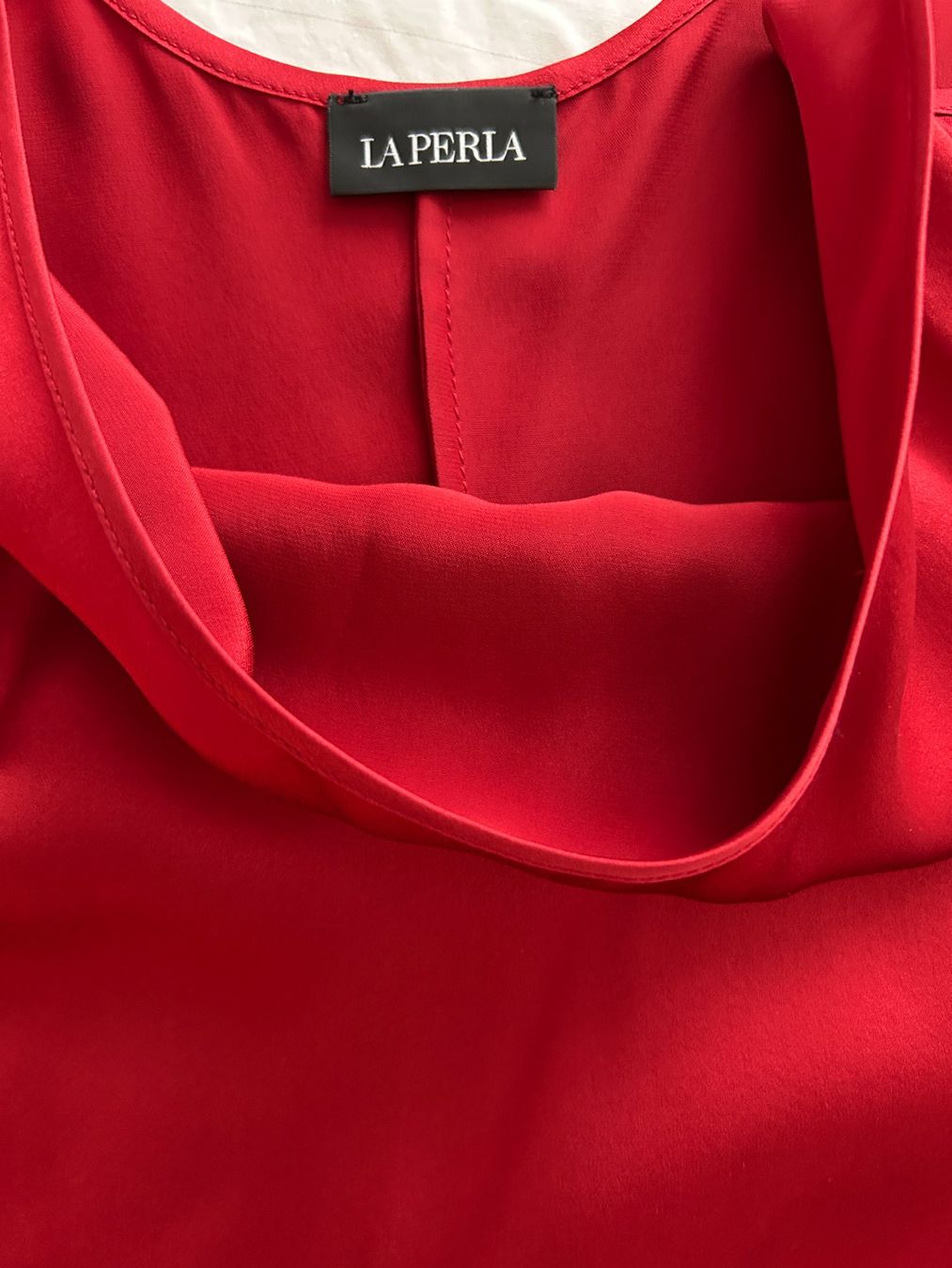 La Perla Vestiti: Neu: Rotes La Perla Kleid, 100% Seide, wunderschön & elegant – Nuovo e nell'imballaggio originale da Küsnacht ZH venduto da filo_fila8700 1