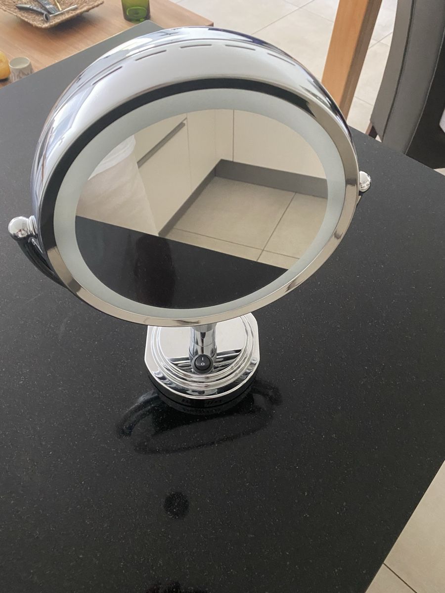Specchi: Miroir Deluxe Babyliss – Nuovo (secondo la descrizione) da Menziken venduto da Chacharas 2