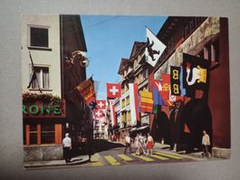 Appenzell Hauptgasse Rathaus Fest Beflaggung belebt 1992