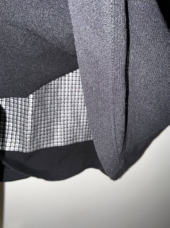 Top: Top mit Effect schwarz mit Silbrig Unterteil Bianca 38 – Usato da Oberwil BL venduto da Nikki13 1