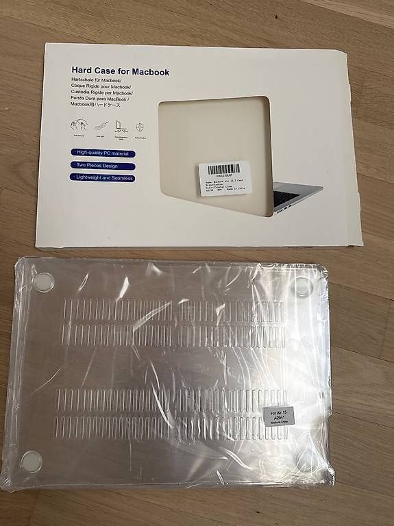 Covers & Borse: Hade Case für Macbook Air 15.3, clear – Usato da Arbon venduto da Mell73