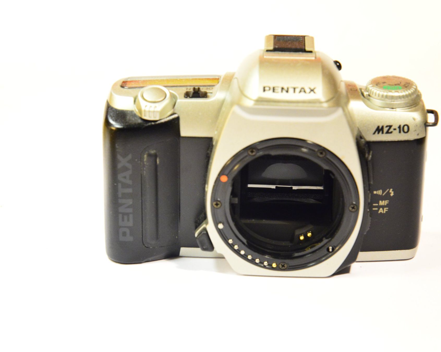 Pentax Fotocamera: Pentax MZ-10 SLR-Kamera Gehäuse – Usato da Erlinsbach venduto da foto_5018