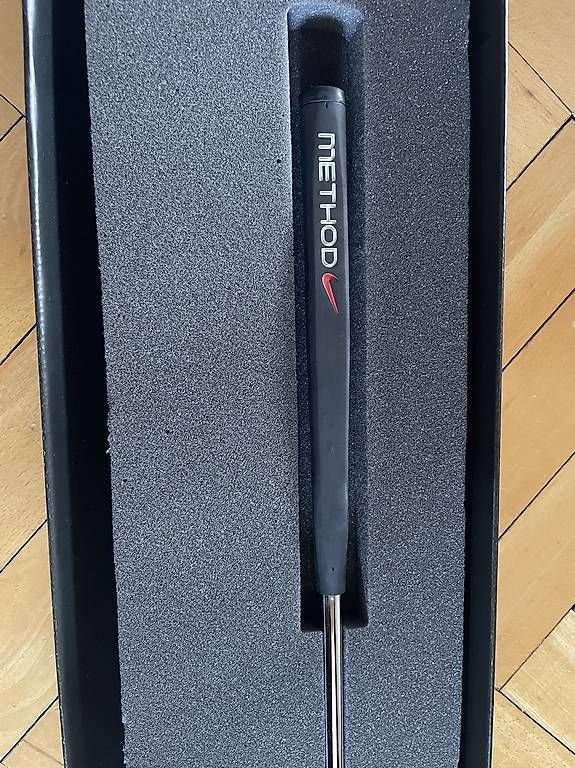 Mazze & Set: Limited Edition Nike Method Putter – Usato da Bern venduto da sil_b7py 4
