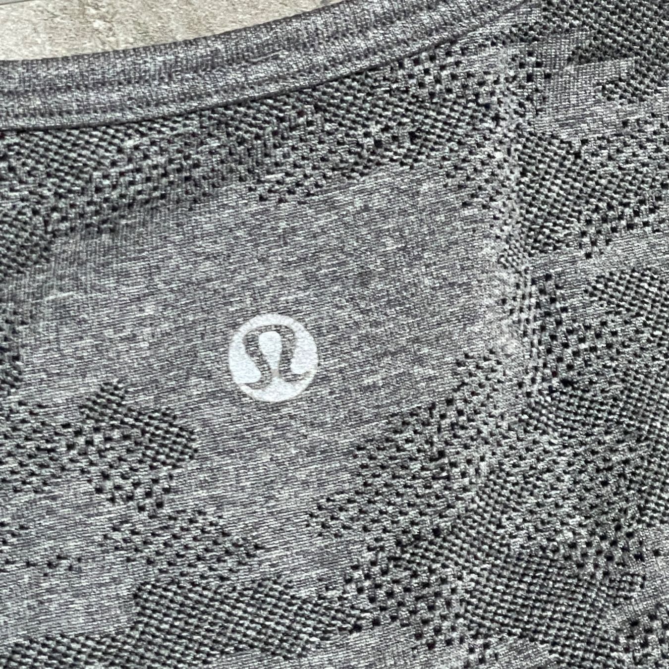 Lululemon T-shirt: Lululemon TANK Top (Gr.S) – Usato da Bern venduto da lolapennt 1