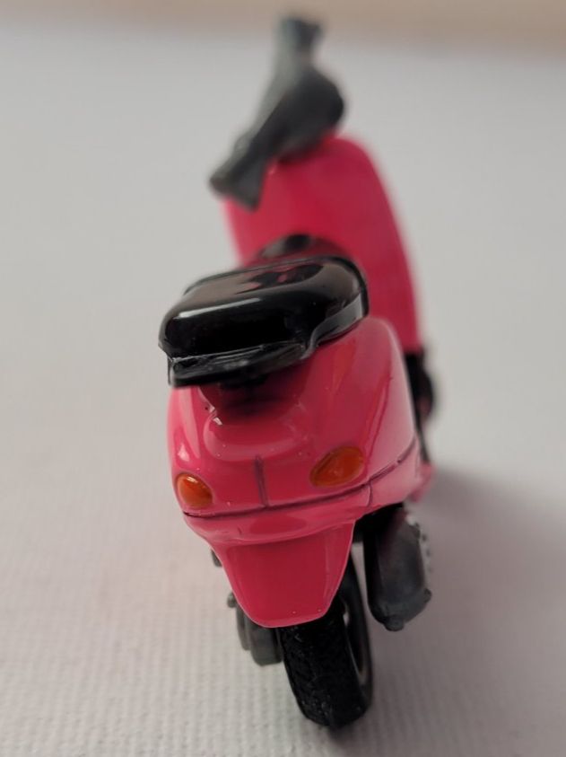 Siku Modellautos: ROLLER / SCOOTER - CA. 1:43 – SIKU – Gebraucht aus Neftenbach von Mador6 2