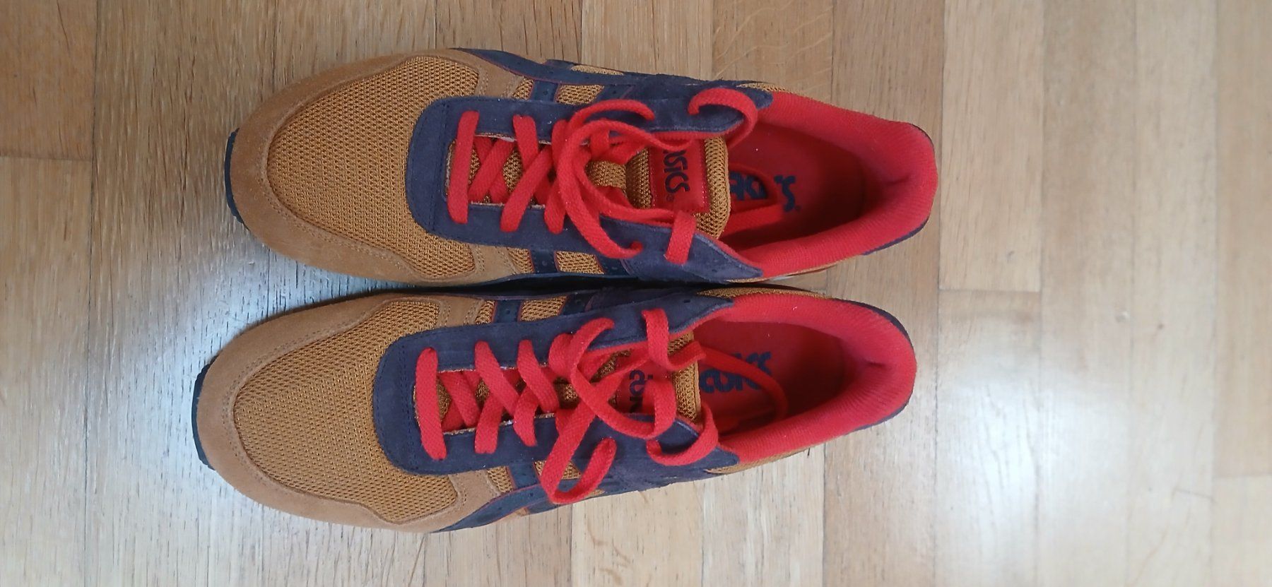 Asics Scarpe da uomo: Asics Schuhe Gr. 43 – Usato da Niederwangen BE venduto da Kimotsao