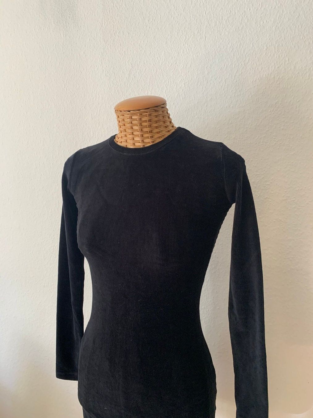 Vestiti: PULL & BEAR - Cordkleid schwarz XS – Usato da Zürich venduto da Diazaio 1
