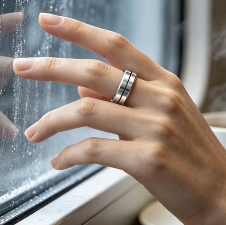 Ringe: Smart Ring Silber – Neu und originalverpackt aus Dulliken von Lindt.1845 2