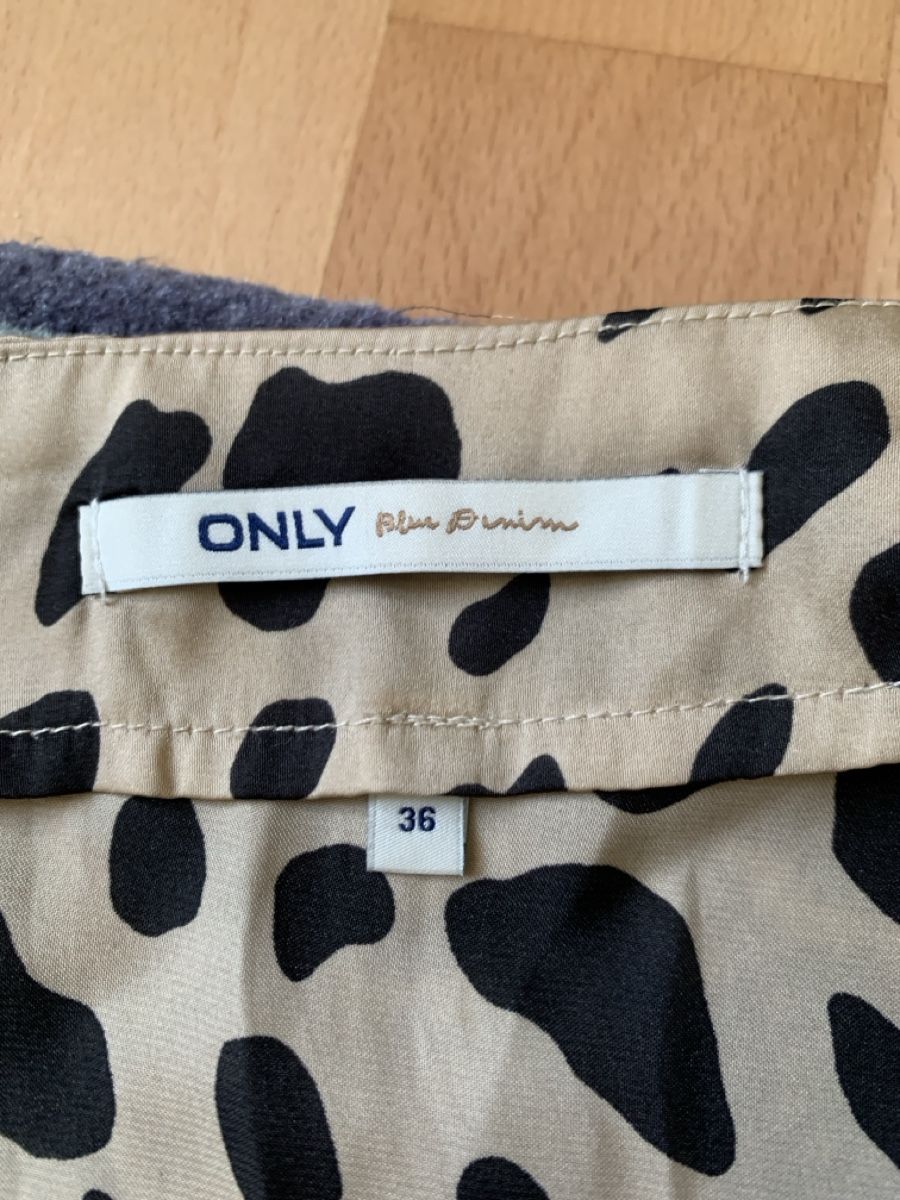 Only Gonne: Jolie jupe only – Usato da Prangins venduto da val_2c72 1