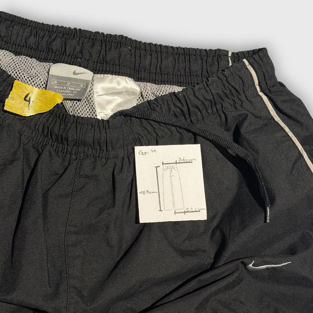 Nike Pantaloni: Nike Track Pants – Usato da Thalheim venduto da nelia.mm 2