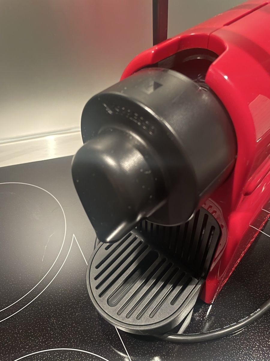 Turmix Machines à café & Machines à expresso: Nespresso Turmix rot – Neuf (Voir description) à Arosa par Nabi01 5