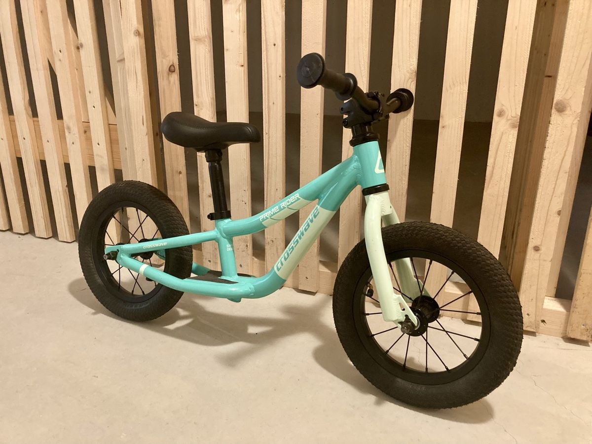 Crosswave Fahrzeuge für Kinder: Crosswave Prime Rider 12" Laufrad – Gebraucht aus Flurlingen von ema_k66l