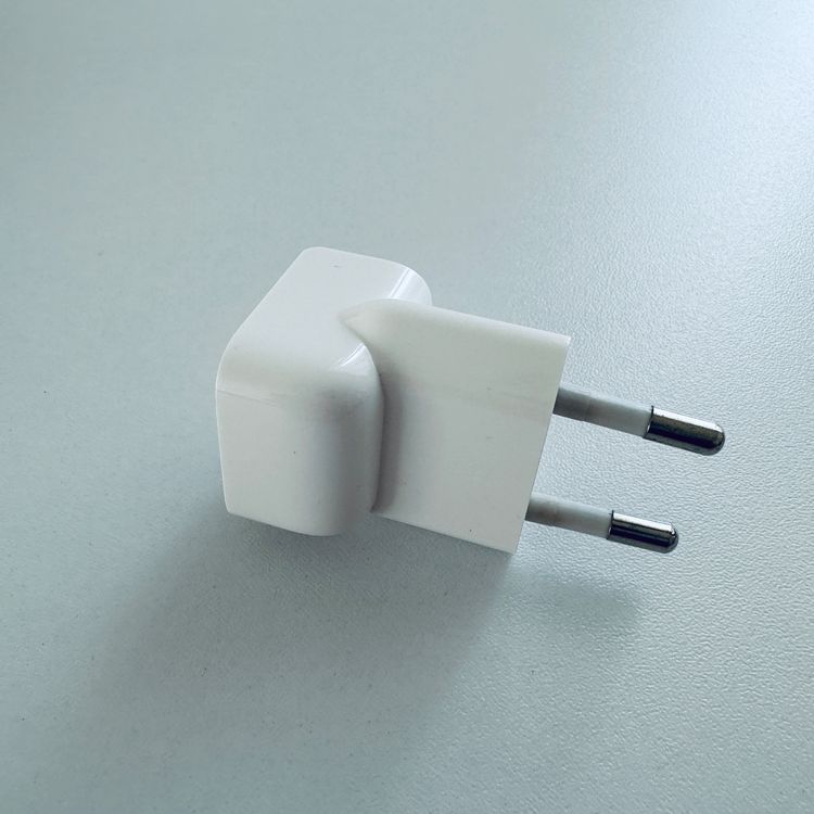 Apple Laufwerke & Adapter: Adapter Stecker für MacBook Pro Netzteil Magsafe AC Plug – Gebraucht aus Basel von MY.AIRPODS.SHOP 5