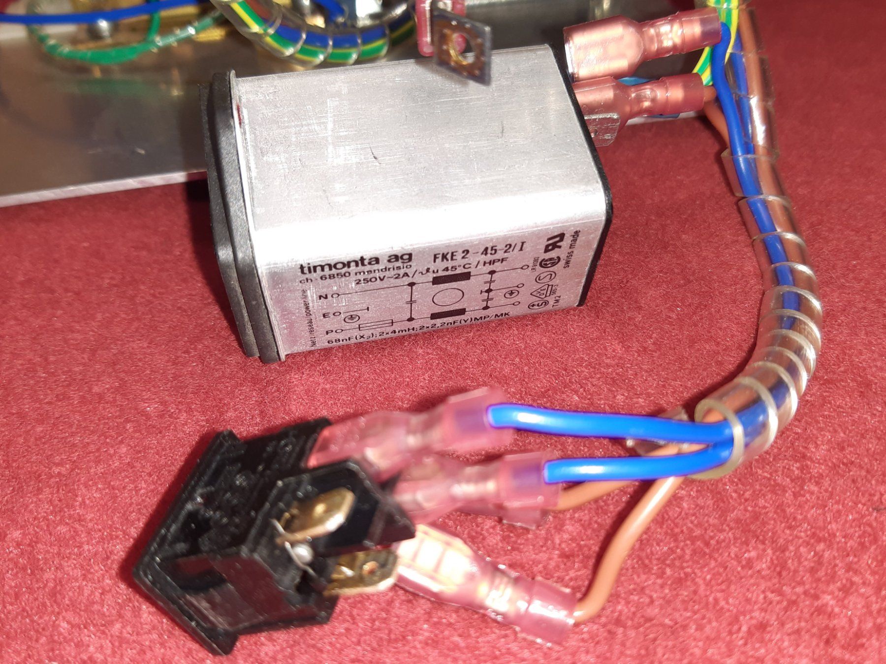 Componenti elettronici: 2 Stk. Transformatoren, 12V & 48V, ungtestet! Inkl. Schalter – Usato da Lohn-Ammannsegg venduto da Molch7 5