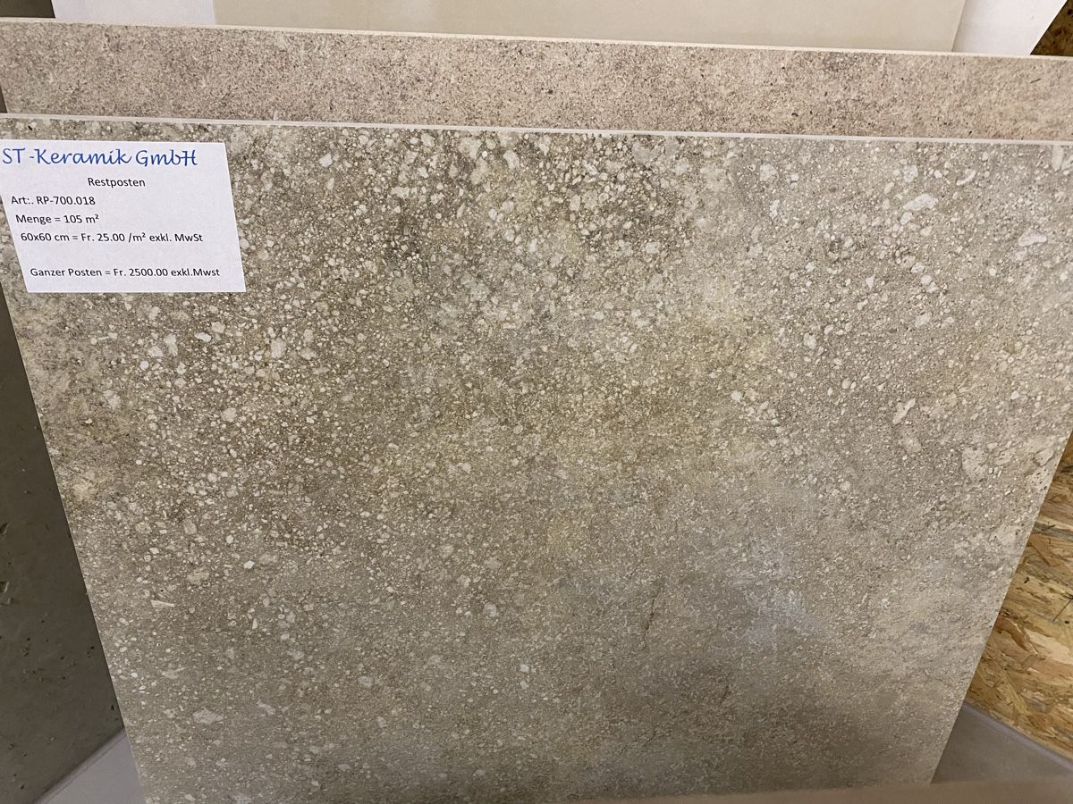 Rivestimenti per pavimenti: Keramikplatten, 60x60 cm, ganzer Posten – Nuovo e nell'imballaggio originale da Wolfwil venduto da stp_y72m