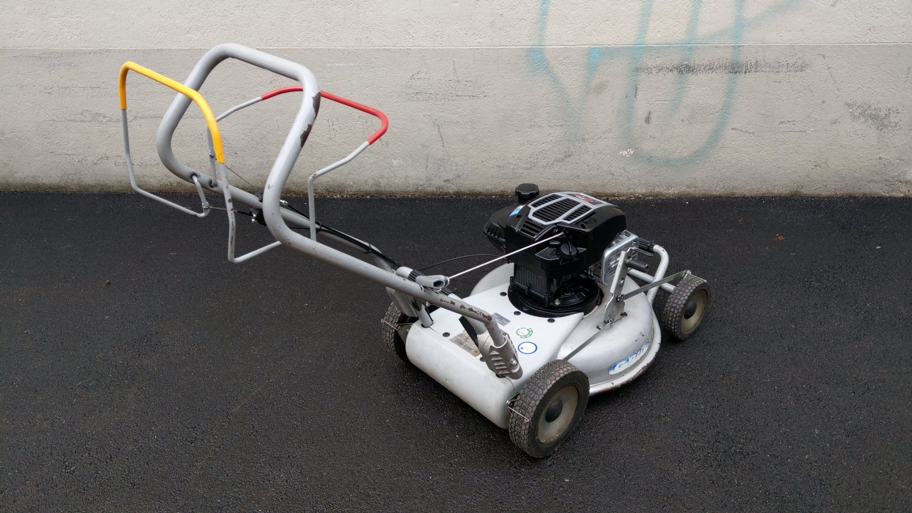 Tagliaerba: Mulch- Rasenmäher Grin HM 53 A - mit neuem Motor – Usato da Bern venduto da ksliqbe 2
