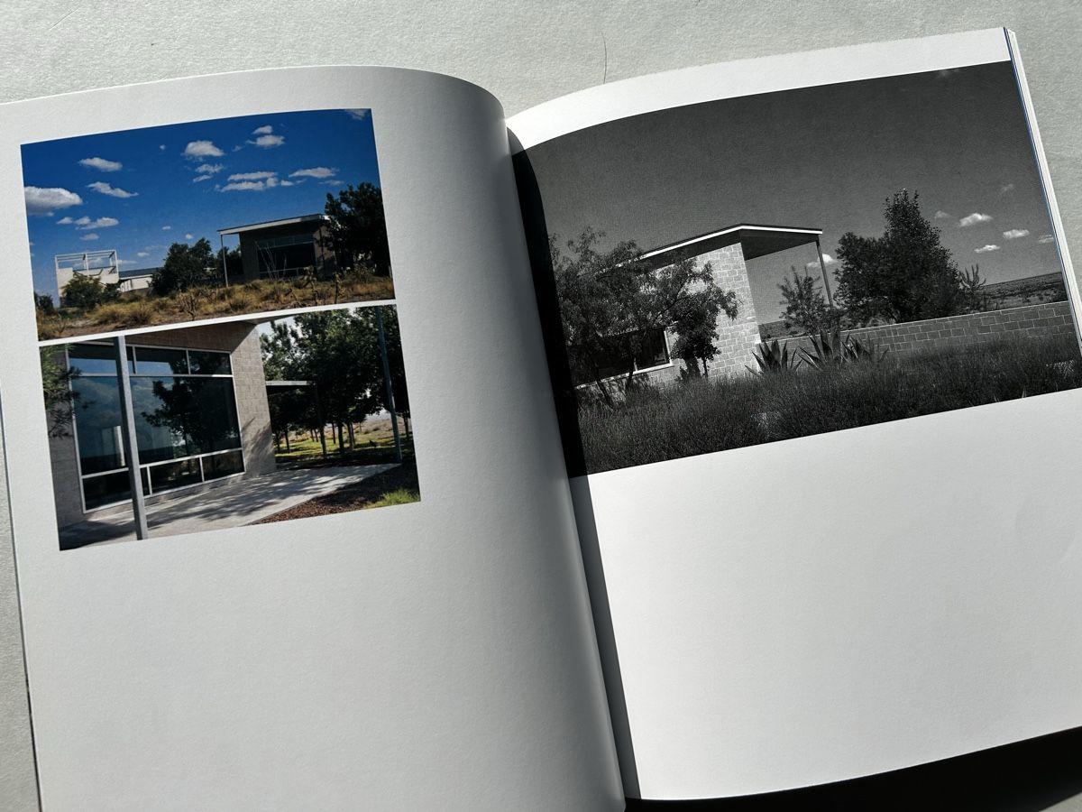 Libri: Crowley by Carlos Jimenez: Architecture Book, Judd Marfa – Usato da Zürich venduto da Coffeetable88 3