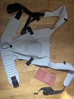 Flybaby Berlin Babytrage in Grau