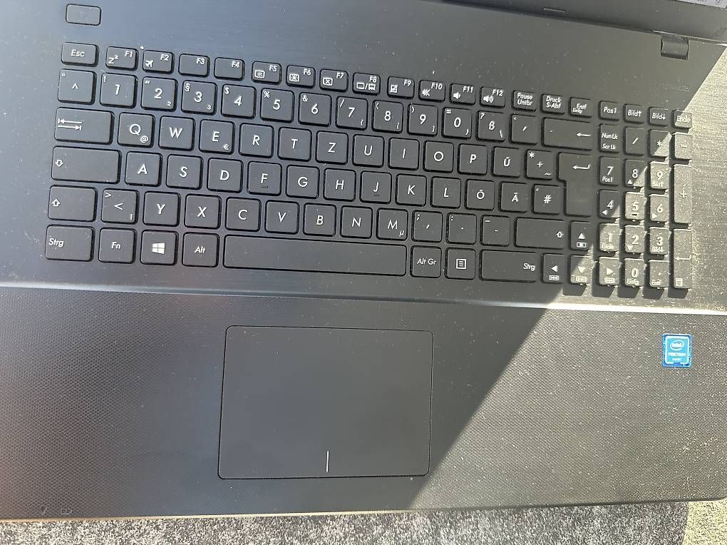 Notebook: Laptop  – Usato da Speicherschwendi venduto da Supersport 1