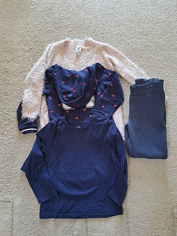 Lotti & Set di vestiti: Mädchen Kleiderpaket Gr. 116 – Usato da Untersiggenthal venduto da Zehni8