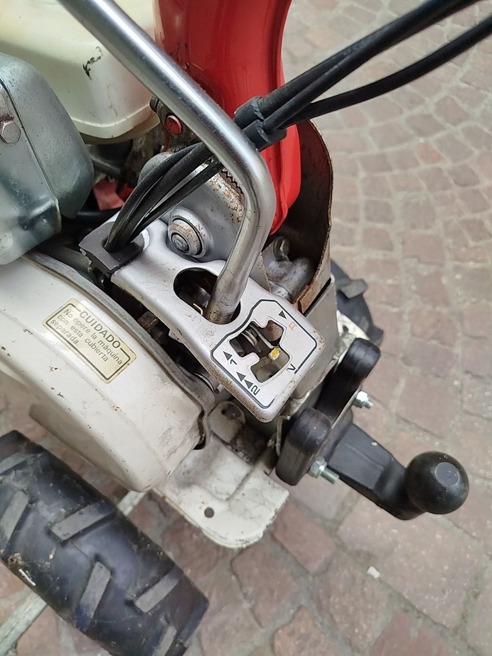 Honda Tutte le macchine: Zugmaschine Honda F400 – Usato da Schaffhausen venduto da Viertelvorvieri 3