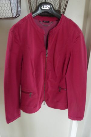 sehr  schöne Leichte  Jacke  ARTIME Gr 46