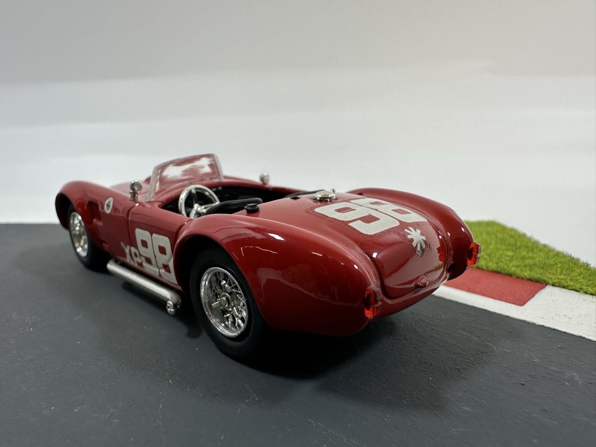 Modellini d'auto: 1962 AC Shelby Cobra 1:43 #98, MODEL BOX – Nuovo (secondo la descrizione) da Zofingen venduto da rf9_x2xt 3