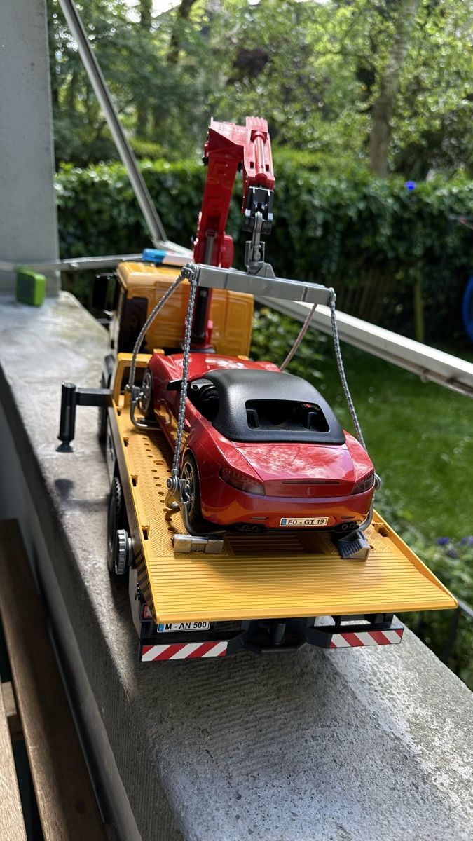 Bruder Giocattoli: BRUDER Abschleppwagen – Usato da Zürich venduto da Lena.17 2